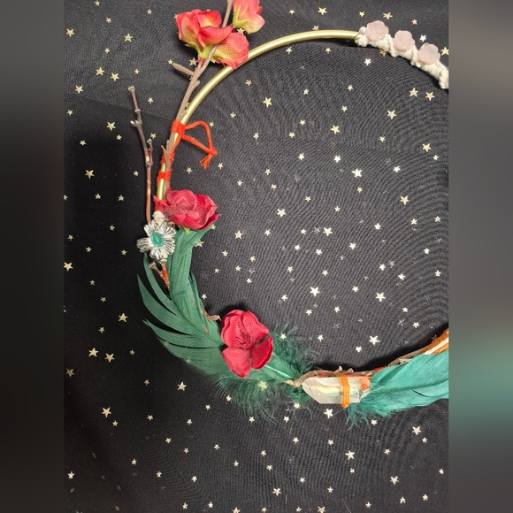 Crystal Seasons Floral Hoop Wreath - Picture 5 of 8